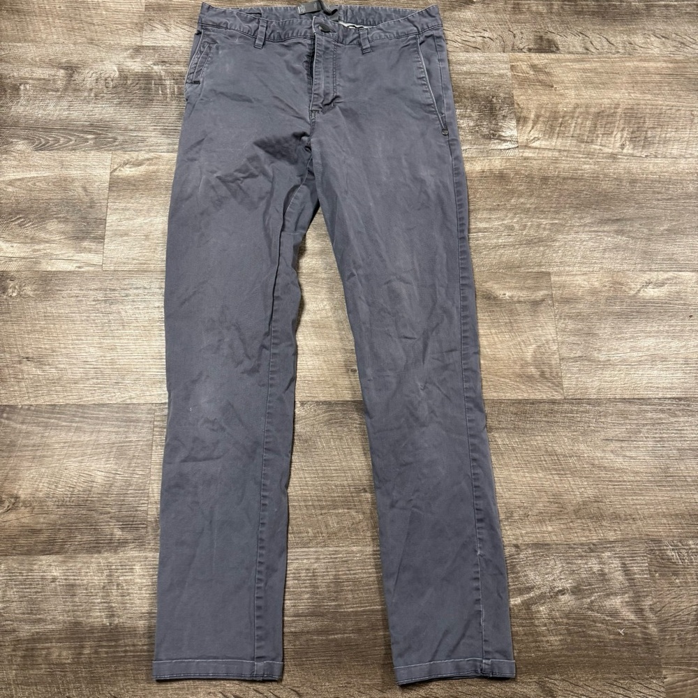 Vuori Collin’s Chino Pants Size 30